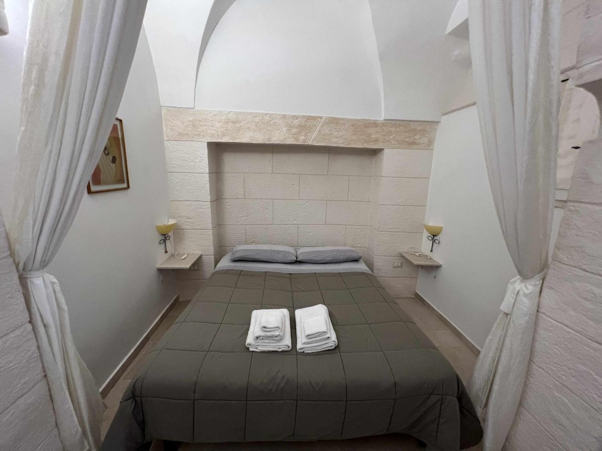 La Rosa D Ernesto Wifi Free 3 Sleeping Places Apartment Ostuni Bagian luar foto