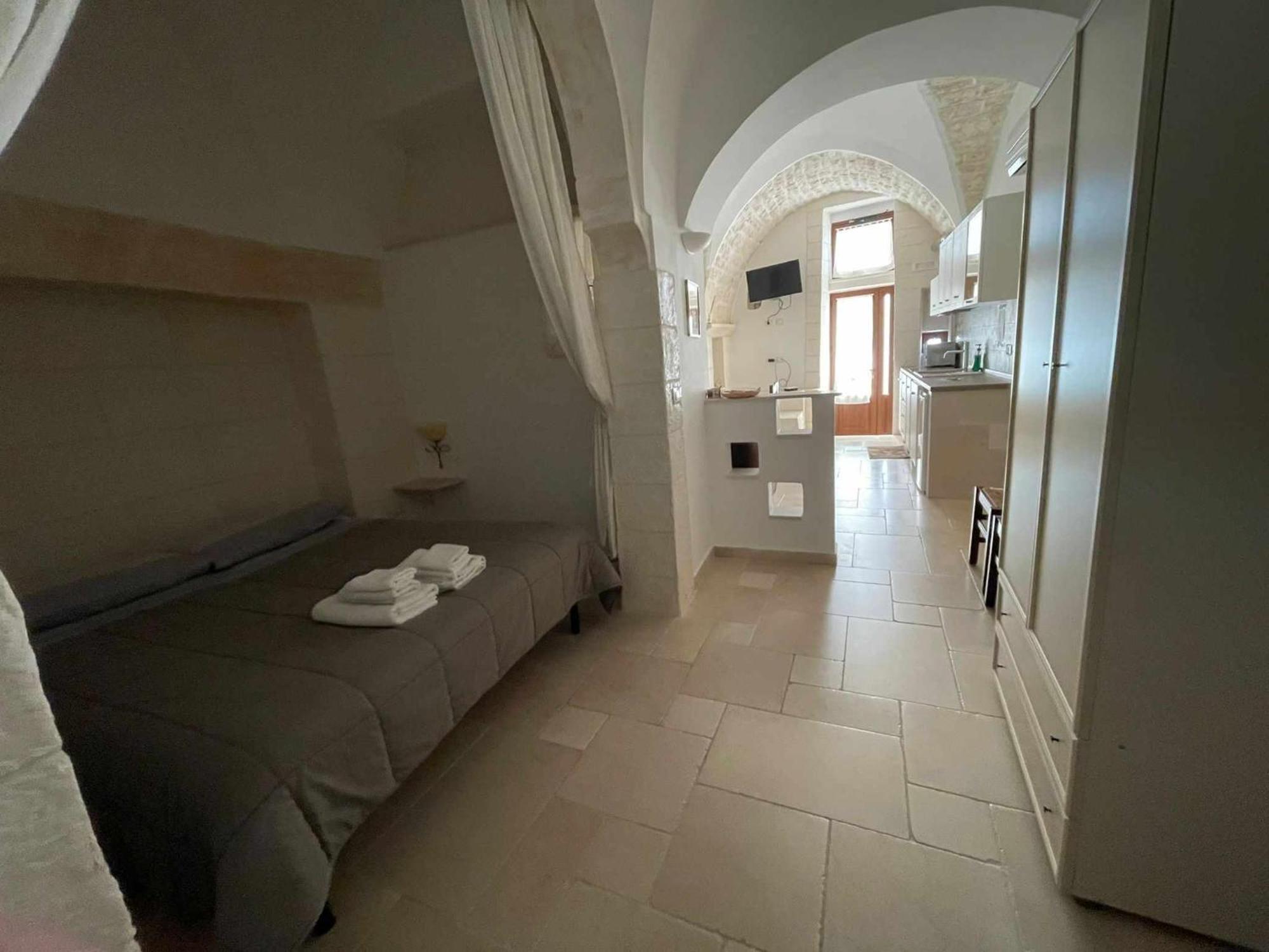 La Rosa D Ernesto Wifi Free 3 Sleeping Places Apartment Ostuni Bagian luar foto