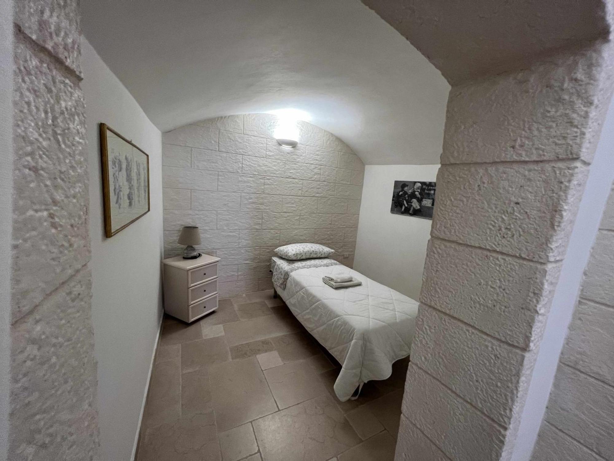 La Rosa D Ernesto Wifi Free 3 Sleeping Places Apartment Ostuni Bagian luar foto