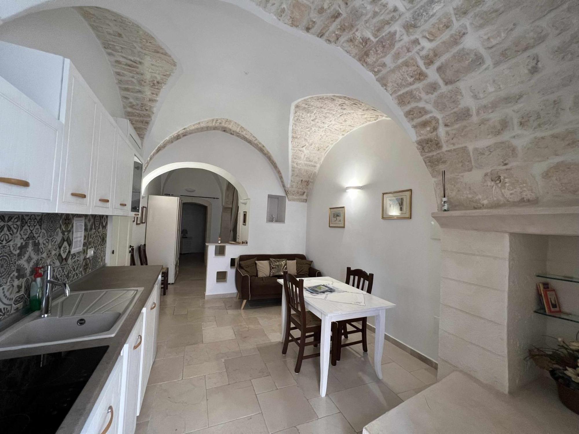 La Rosa D Ernesto Wifi Free 3 Sleeping Places Apartment Ostuni Bagian luar foto