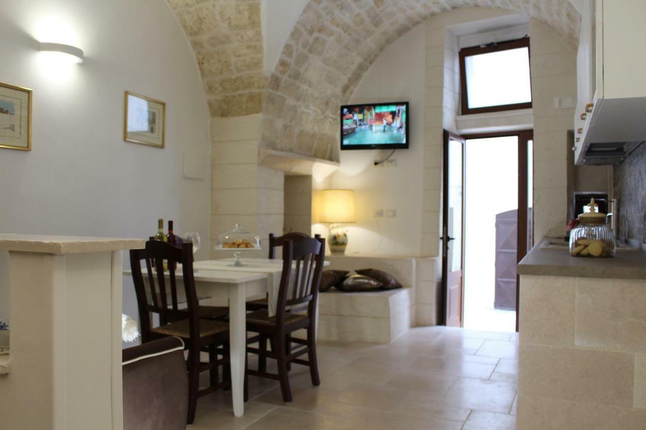 La Rosa D Ernesto Wifi Free 3 Sleeping Places Apartment Ostuni Bagian luar foto